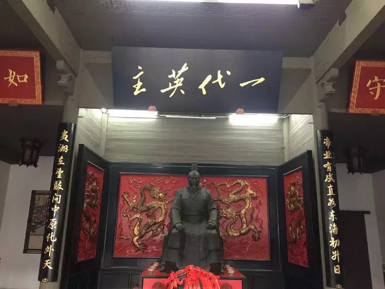 三国版本传奇发布网_三国杀传奇 官网_三国杀传奇官网首页